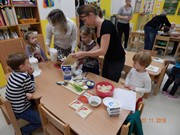 Společné vaření s rodiči - Vaříme spolu - produkty Jaroměřické mlékárny